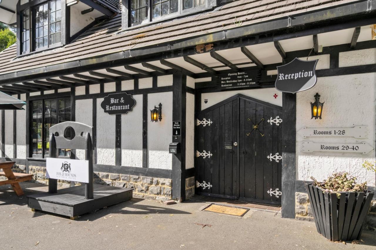 The Fox And Hounds Historic Hotel